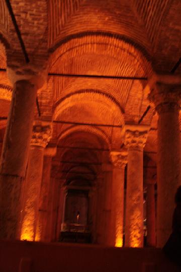 Binbirdirek Sarniçi 006.JPG